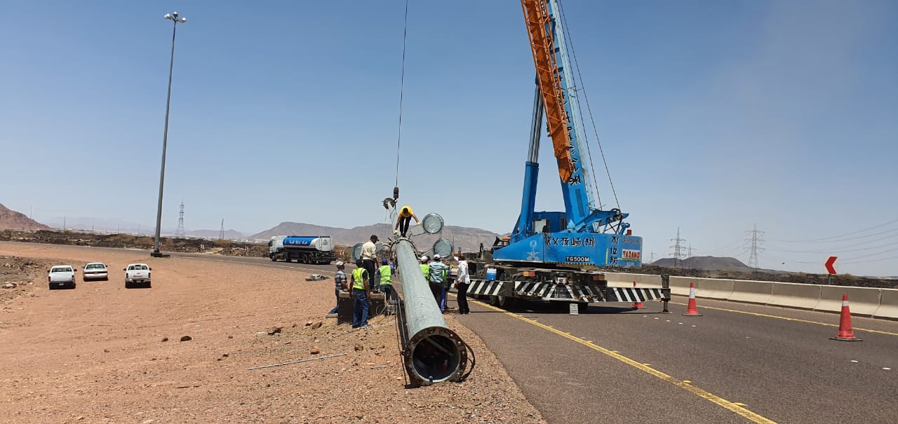 مشاريع إنشاء وتأهيل وصيانة إنارة الطرق والحدائق